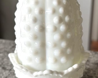 Vintage 4 1/2” Fenton Art Glass Milk Glass Hobnail Pattern Fairy Lamp Light