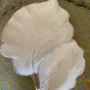 Plateau de feuilles de poterie californienne
