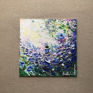 Peinture abstraite de fleurs texturées, Peinture de paysage abstraite carrée wow art / Ouragan floral bleu et blanc avec texture volumétrique