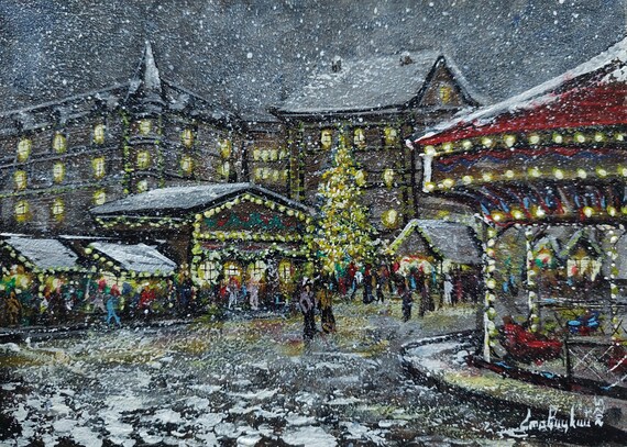 雪に覆われた旧市街のクリスマスマーケット - 精巧なオリジナル 雪に覆われた旧市街のクリスマスマーケット - 精巧なオリジナル