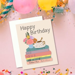 Cartão de feliz aniversário, cartão de aniversário, pilha de livros, leitor de livros, cartão de aniversário leitor de livros, amante de livros, cartão de felicitações em branco