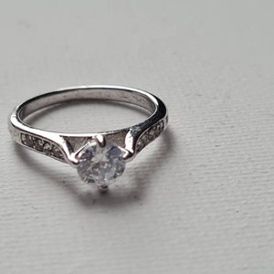 silver plated metal ring zircon