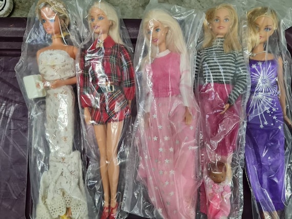 Muñecas Barbie. venta por unidad o por lotes. Muñecas vestidas. -   España