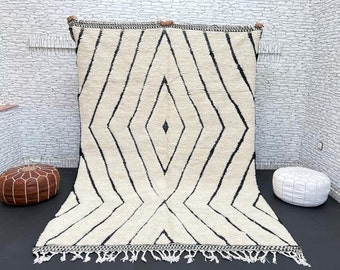 Handmade Beni Ourain Wool Rug: Geometric Berber Design