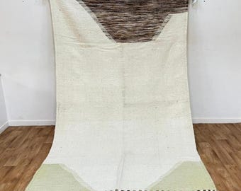 Minimalist Moroccan Wool Rug in Neutral Earth Tones – Handwoven Berber Carpet with Modern Geometric Design