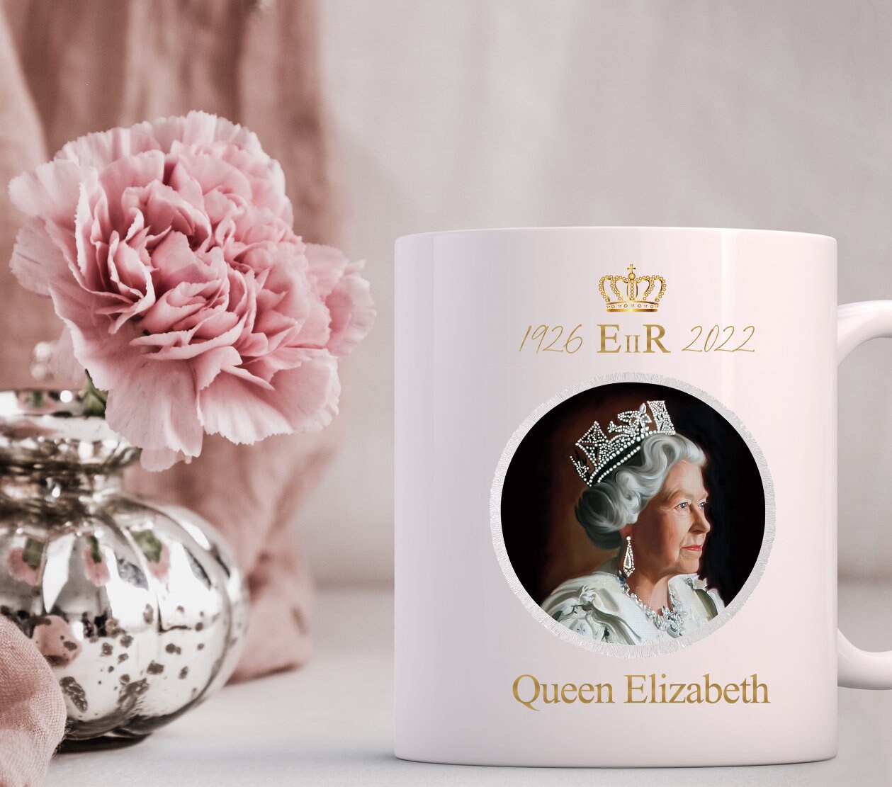 QUEEN ELIZABETH II. Platin Jubiläum Lippy Becher Gedenkstücke