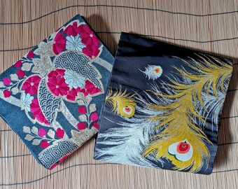 Luxurious Japanese Obi : Vibrant Chrysanthemum & Gold Peacock Feather Motif