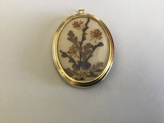 Pressed Flower Pendant. Dried Flower Pendant. Pre… - image 4