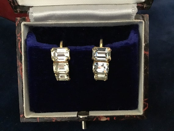 Vintage 65’s Austria Screw On Earrings. Gold Tone