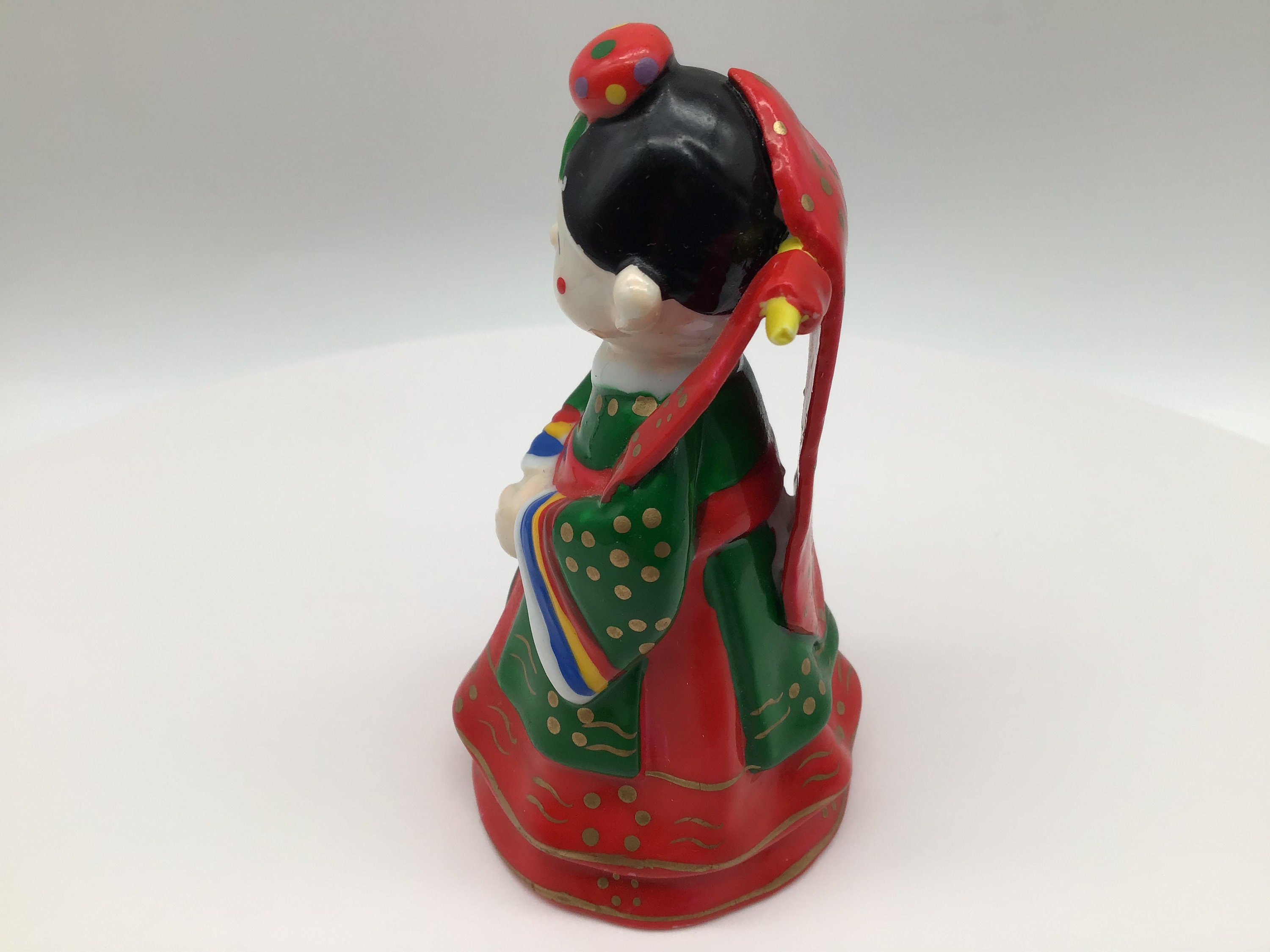 韓国　朝鮮　美術品　陶人形 ヴィンテージ　作家物 ヴィンテージ韓国人形ベル/伝統的な結婚式の置物/民俗人形結婚式