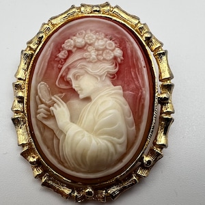 Vintage 50’s Victorian Style Cameo Brooch Pin/Gold Tone Oval Frame Cameo/Fine Details 3 Dimensional Cameo Brooch/Woman’s Jewels/Her Gift