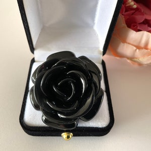 Vintage Lucite Ring/Black Rose Ring/Casual Summer Ring/Beach and Pool Jewels/Size US 5.5/Size UK J 1/2/Formal Events/Disco/Her Birthday/Gift