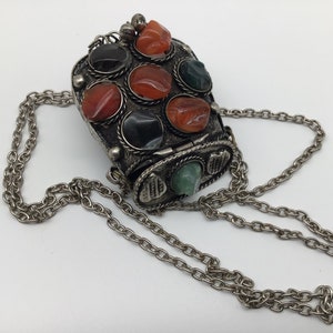 Vintage Mini Geldbörse Pille / Tägliches Pillen Box Juwel / Halbedelsteine / Frau Halskette / Ihre Accessoires / Reise Pill Box Juwel / Ihr Geschenk