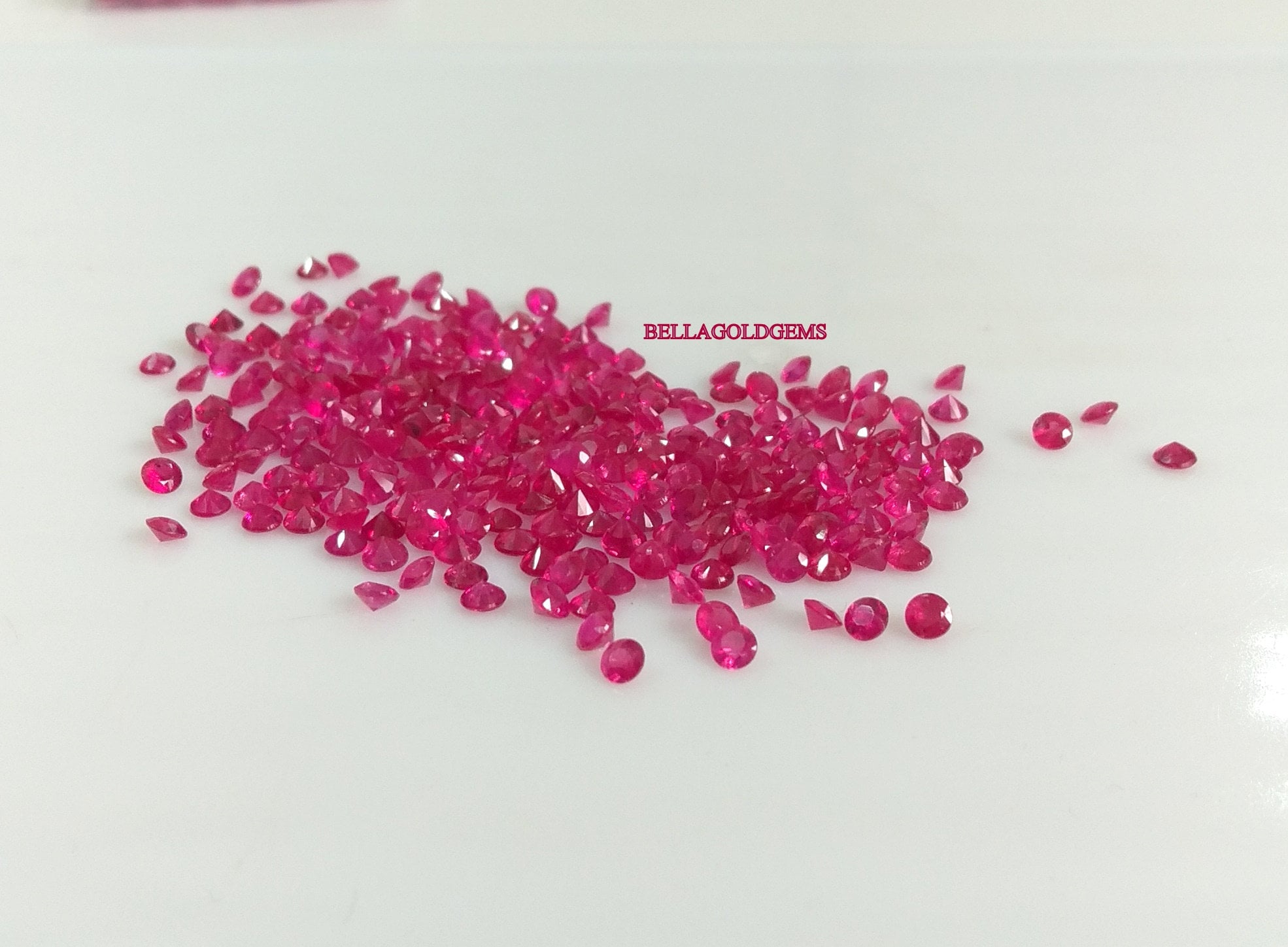 2 MM AAA天然ルビールース宝石：ラウンドダイヤモンドカット - Etsy 日本