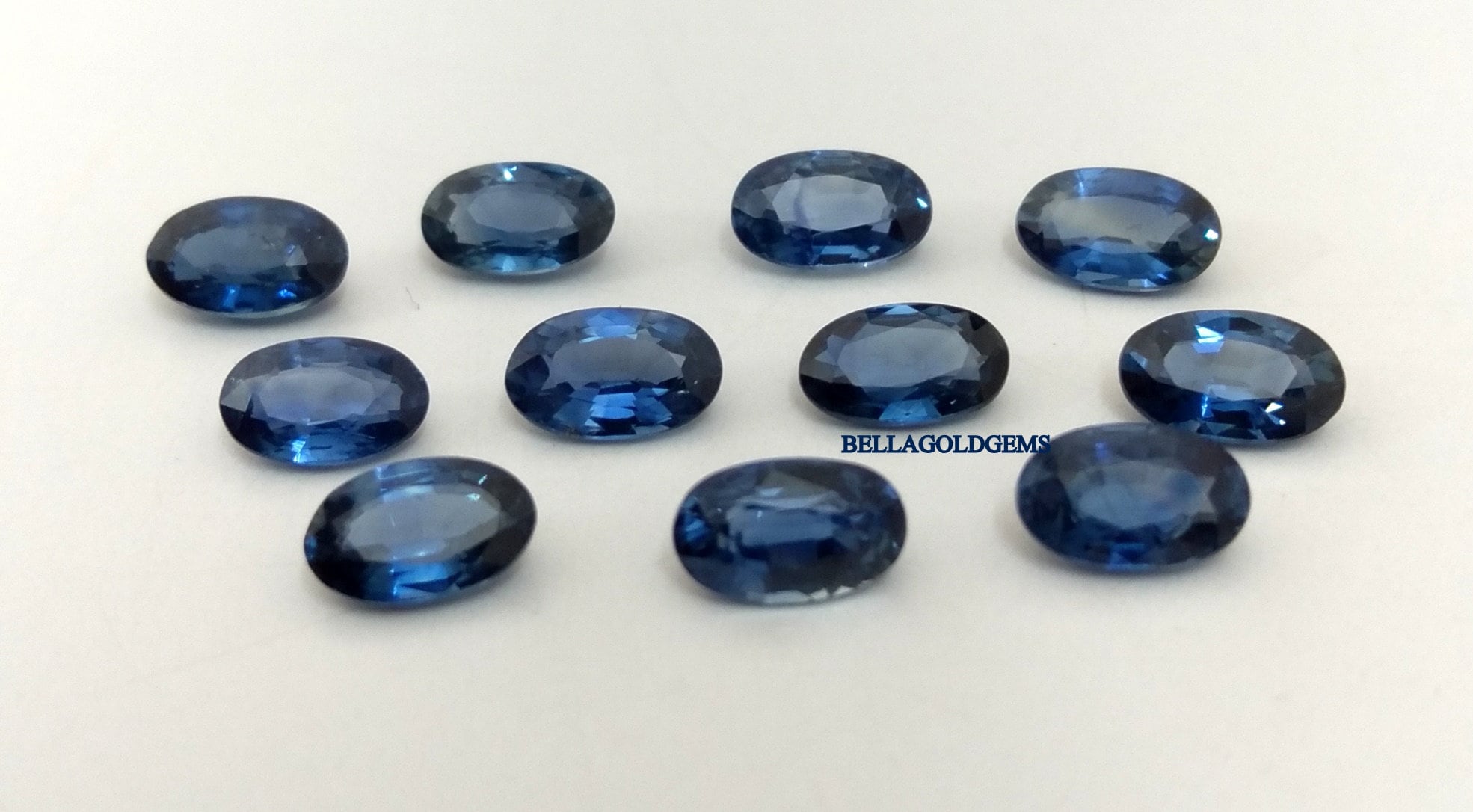 画材 Sapphire Genuine Fine 4x6 MM AAA Quality Natural Only Heated Blue Sapphire Oval Faceted
