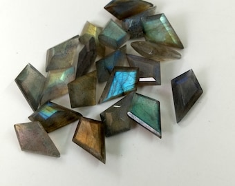 AAA Flashy Labradorite Gemstone: Natural Kite Faceted Cut (8x13mm)