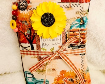 Autumn pumpkin patch junk journal, fall farm junk journal, happy fall journal, autumn journal gift, fall planner, autumn scrapbook, handmade
