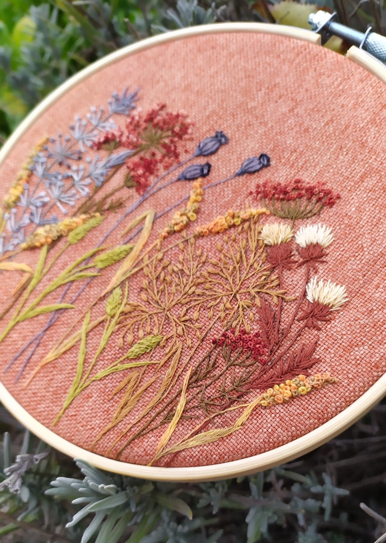 Wall Hangings Embroidery, Wild Flowers, Embroidery Flowers, Botanical ...