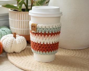 Gehaakte koffiekopmouw | Herbruikbare cosy voor warme en ijsdrankjes | Gezellige lentebeker | Milieuvriendelijke mok knuffel |  Handgemaakt cadeau voor koffieliefhebbers