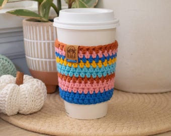 Gehaakte koffiekopmouw | Herbruikbare cosy voor warme en ijsdrankjes | Gezellige lentebeker | Milieuvriendelijke mok knuffel |  Handgemaakt cadeau voor koffieliefhebbers