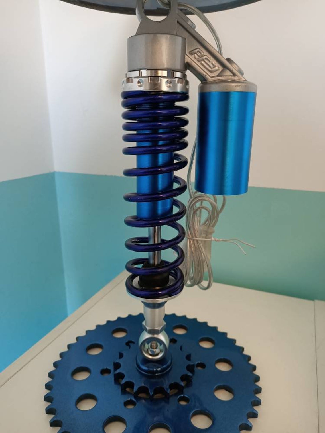 Blaue und graue Stoßdämpferlampe | Etsy