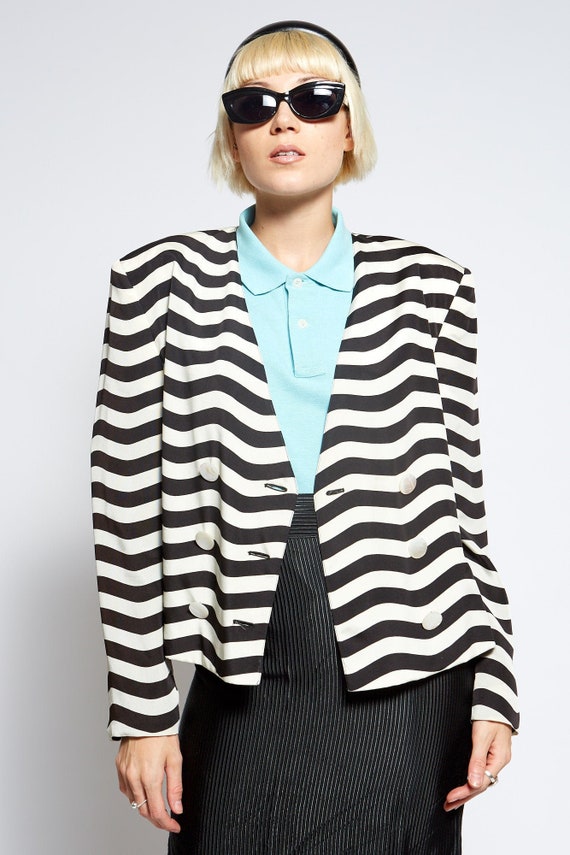 GENNY black & white waves striped vintage jacket … - image 4