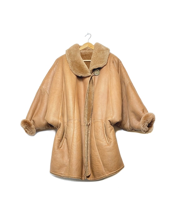 80s FENDI Brown Shearling coat, real sheepskin le… - image 1