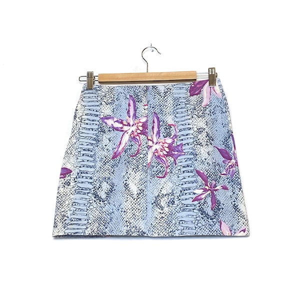 2000s denim printed mini skirt, vintage multigraphic mini skirt