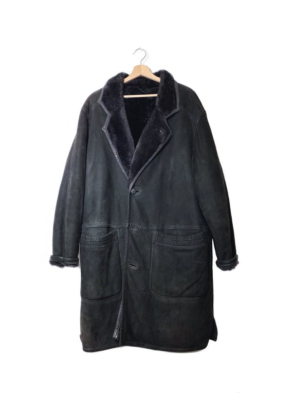 minimalist black shearling coat, 80s - 90s real s… - image 1