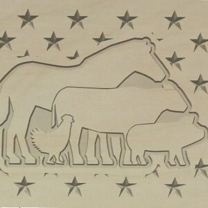 Puede incluir: Una silueta en blanco y negro de un caballo, una vaca, un cerdo y un pollo sobre un fondo beige con un patrón de estrellas.