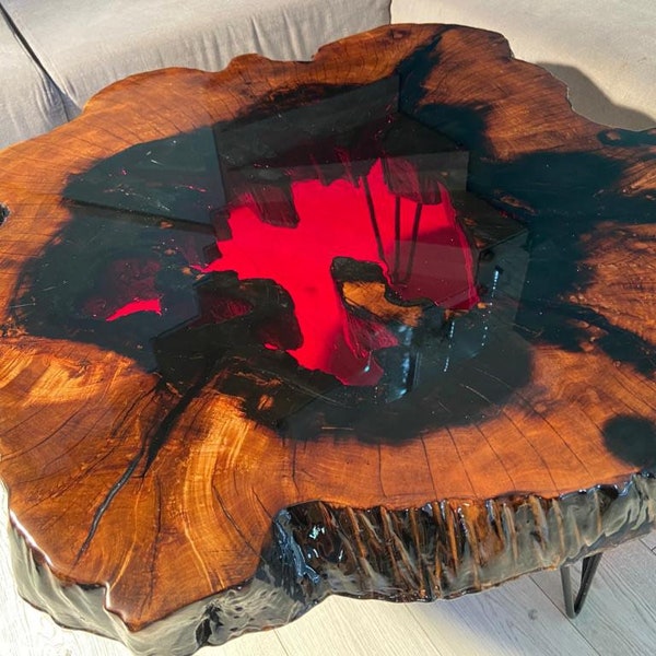 Designer Epoxidharz Tisch "Ruby Cassiopea" aus Massivholz RARITÄT/ Couchtisch/ Coffee Table / Epoxy Wood