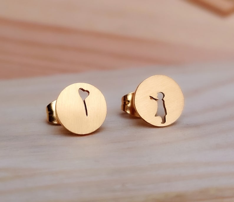 Kindheit Ohrstecker minimalistischer Schmuck, moderne Ohrringe, Goldschmuck, Trendsetter Ohrringe, Statement Ohrringe, Geschenk Bild 2