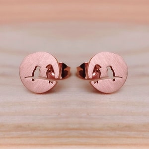 Zwei Vögel Ohrstecker minimalistischer Schmuck, elegante Ohrstecker, Geschenk, Statement Ohrringe, Natur Ohrstecker, Birds earrings Bild 5