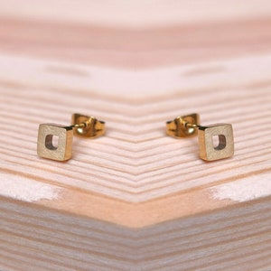 Small squares stud earrings - minimalist jewelry, simple earrings, trendsetter earrings, statement earrings, gold jewelry, gift