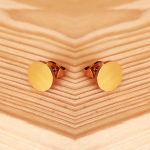 Disc stud earrings, medium - minimalist jewelry, simple earrings, gold jewelry, trendsetter earrings, statement earrings, gift