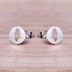 Owl Stud Earrings - Minimalist Jewelry, Trendsetter Earrings, Gift, Statement Earrings