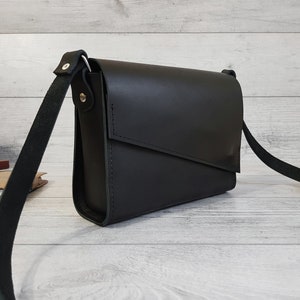 Luxury Christopher Xs Cross Body Shoulder Bags Women Mens Mini Backpack  Taurillon Leather Kids Purse Outdoor Dual Purpose Designer Chest Bag  Handbag Wallet M58495 From Baggift, $50.74