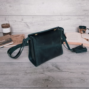 Leather shoulder bag, Small crossbody bag, Green leather bag women, Clutch, Small leather purse, Cross body purse, Handbag, Gift for women