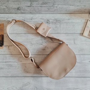 Femmes de sac à main en cuir, sac crossbody de selle, petits sacs à main cross body pour femmes, sac à bandoulière fait main, joli cadeau personnalisé pour elle