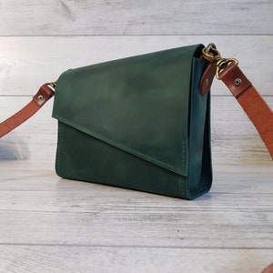 Petites femmes de sac à main en cuir, sac crossbody en cuir, sac cross body, sacs à main en cuir faits à la main, joli sac à bandoulière, cadeaux personnalisés pour elle image 1