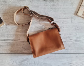 Leather crossbody bag for women, small purse, handmade handbags, tan leather shoulder bag, personalized cross body bag, gift for her