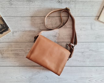 Leather purse for women, small crossbody bag, handmade handbags, tan leather shoulder bag, personalized cross body bag, gift for her