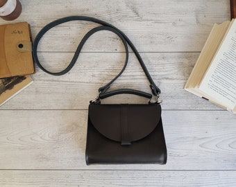 Femmes de sac à main en cuir noir, sac en cuir fait main, petits sacs crossbody en cuir pour femmes, sac à main en cuir pour femmes, joli sac à bandoulière en cuir