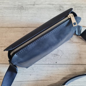 Leder-Umhängetasche für Frauen, kleine Geldbörse, handgefertigte Handtaschen, hellbraune Leder-Umhängetasche, personalisierte Umhängetasche, Geschenk für Sie Bild 7