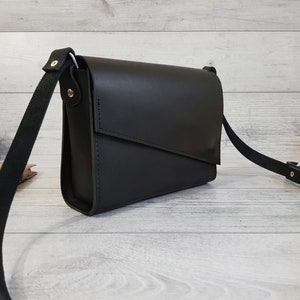 Femmes de sac à main en cuir, petit sac crossbody en cuir, sac cross body fait main, sac à bandoulière mignon, sacs à main en cuir, cadeaux personnalisés pour elle image 4