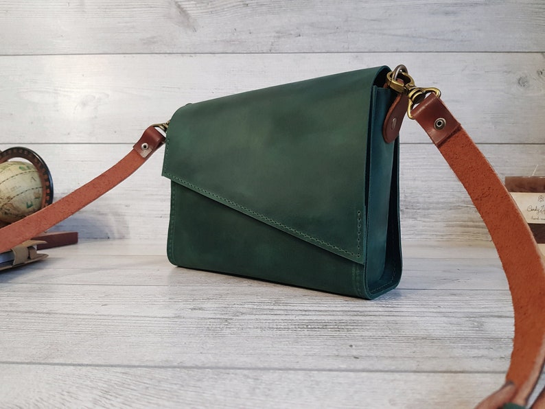 Kleine Lederhandtasche für Damen, Leder-Umhängetasche, Umhängetasche, handgefertigte Lederhandtaschen, süße Umhängetasche, personalisierte Geschenke für Sie Bild 1