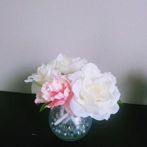 Set of 4 large Pink and white rose flower pen set-Flower pen bouquet-Mothers Day-Elegant Rose pens-Home office-Handmade Wedding guest book