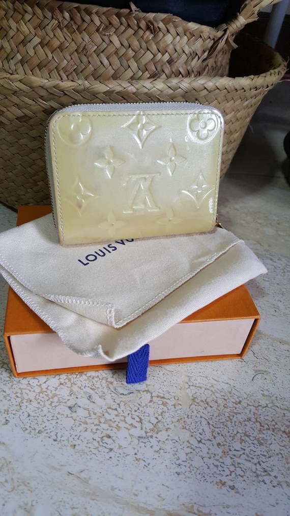 Buy Louis Vuitton Coin Pouch Online In India -  India