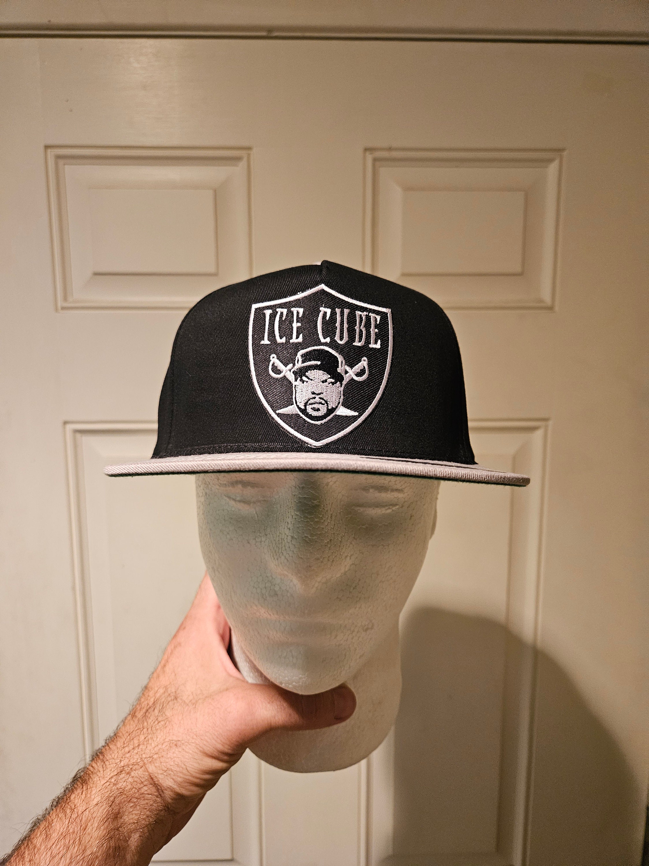帽子 ICE CUBE RAIDERS NEW VINTAGE 90's RAIDERS ICE CUBE HIP-HOP ZUBAZ STYLE