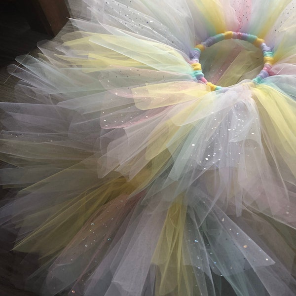 Tenue 1er anniversaire arc-en-ciel, tutu licorne, jupe scintillante, tutu, anniversaire, noeud arc-en-ciel, tutu arc-en-ciel pastel, tutu sirène, baby shower